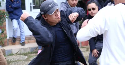 Lôi Báo  - Đạo diễn hành động đến từ Hollywood, ekip cháy nổ đến từ Thái Lan