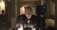 [REVIEW] Darkest Hour – Gary Oldman lại có thêm một vai diễn để đời!