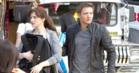 Bourne Legacy truất ngôi The Dark Knight Rises