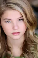 Stefanie Scott