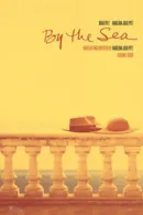 Bên Bờ Biển