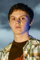 Evan Peters