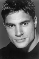 Manu Bennett