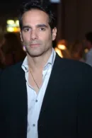 Yul Vazquez