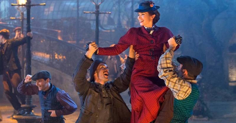 Emily Blunt vào vai người vú nuôi diệu kỳ Mary Poppins. (Geektyrant)