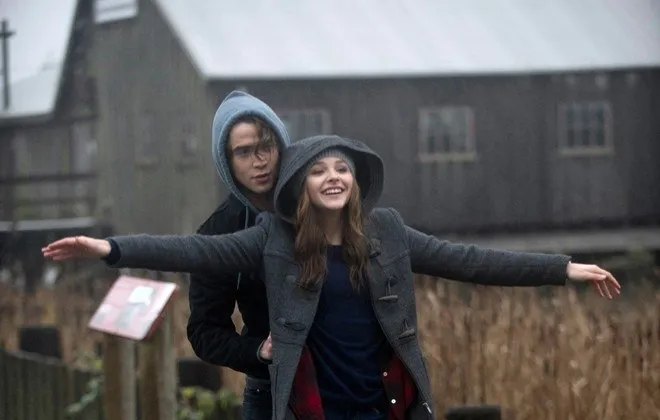 If I Stay của Chloë Grace Moretz ăn khách nhờ lượng khán giả nữ vượt trội nhưng chưa thể tạo ra được sự khác biệt như The Fault in Our Stars hồi đầu mùa hè.