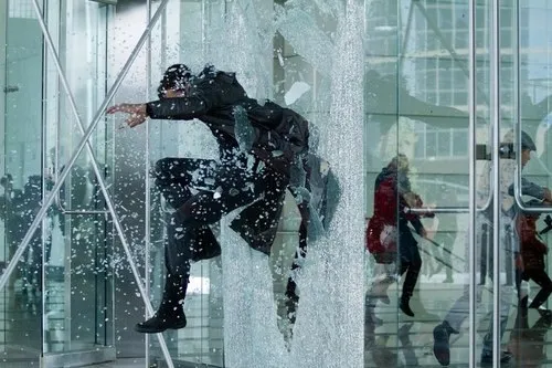 Star Trek Into Darkness có nhiều cảnh quay khoe kỹ xảo. Ảnh: Paramount.