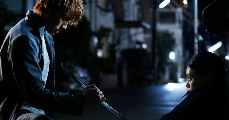 Khoảnh khắc Ichigo gặp Rukia chưa được ấn tượng như trong truyện, chỉ dừng ở mức ổn. (IMDb)