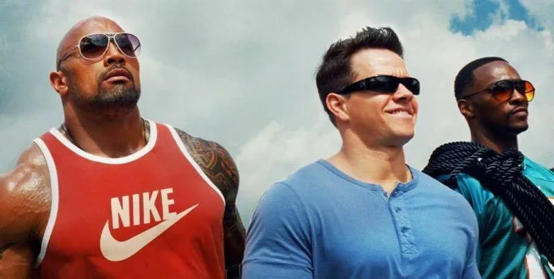 Pain & Gain c&oacute; sự tham gia của Mark Wahlberg v&agrave; The Rock. Ảnh: Paramount.