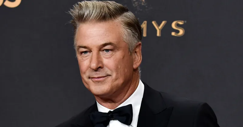 Alec Baldwin trở thành cha của Batman trong phim Joker (Variety)