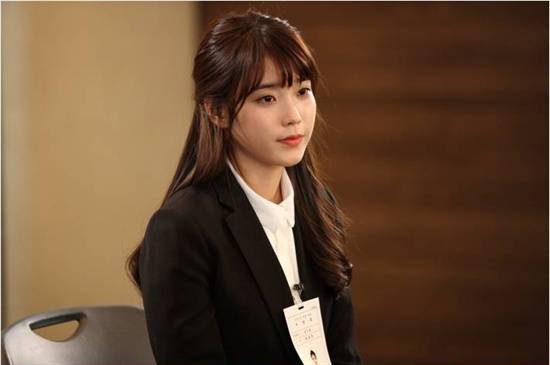 Nữ ca sĩ IU dễ thương trong vai Soon Shin (JpopAsia).