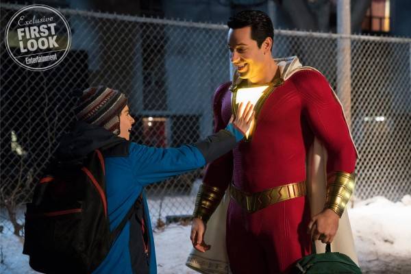 Hình mới của Shazam! (Via Collider)