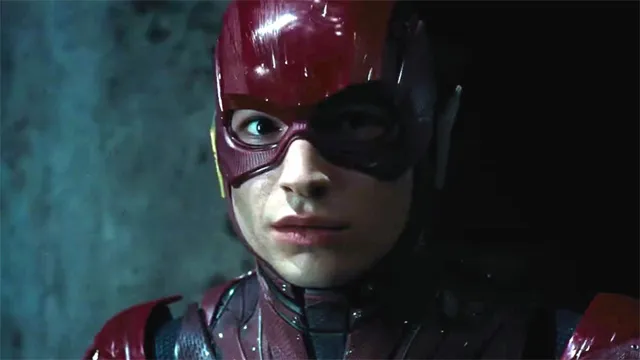 The Flash tiếp tục trễ hẹn với người h&acirc;m mộ (superherohype)