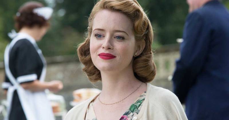Claire Foy trong Breathe.