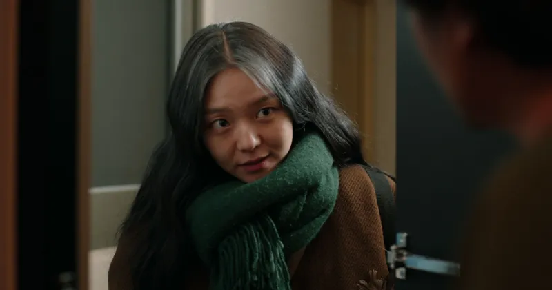 Esom trong Microhabitat (Ảnh: Hancinema)