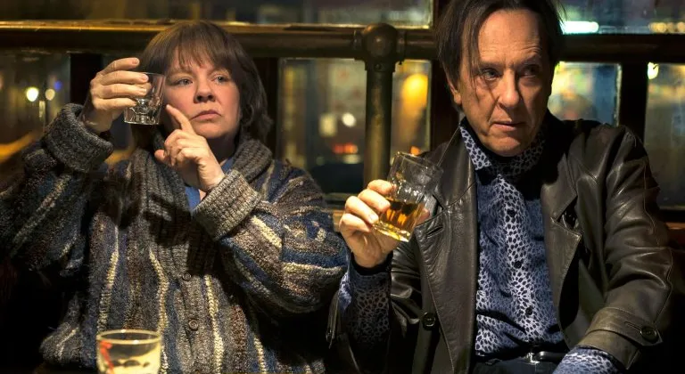 Melissa McCarthy đã mang đến một màu sắc hoàn toàn khác trong Can You Ever Forgive Me? (Entertainment)