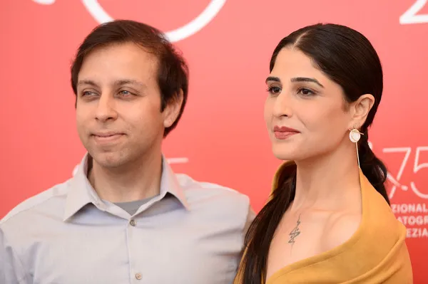 Đạo diễn Ivan Ayr và nữ diễn viên Saloni Batra (Ảnh: Zimbio)