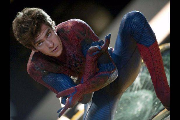 The Amazing Spider-Man 1 và 2 xấp xỉ nhau về độ dở. (Ảnh: The Wrap)