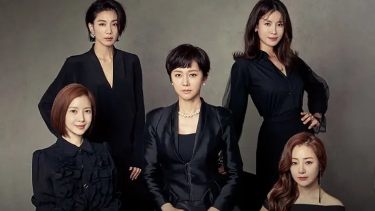 Những người phụ nữ của SKY Castle đ&atilde; thu h&uacute;t đ&ocirc;ng đảo kh&aacute;n giả (Soompi)