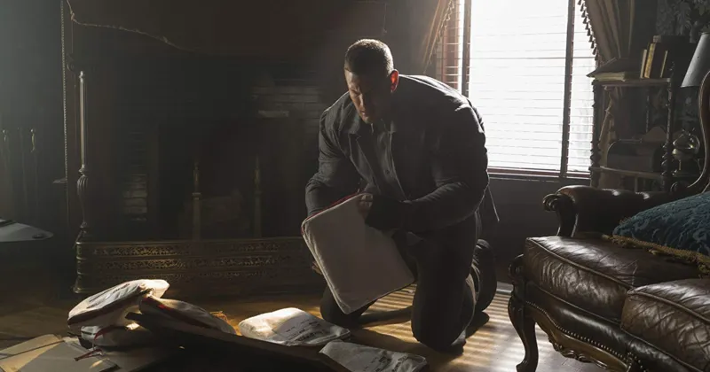 Luther có thân hình to lớn, là Số Một của Umbrella Academy. (Ảnh: IMDb)