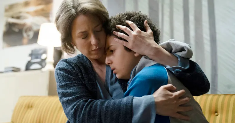 Carrie Coon tiếp tục chứng tỏ diễn xuất tuyệt vời của m&igrave;nh trong The Sinner 2. (Ảnh: IMDb)