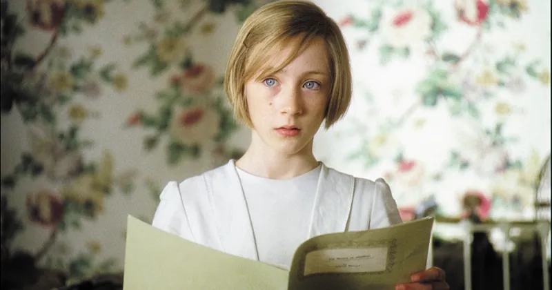 Saoirse Ronan đã thực sự toả sáng khi chỉ mới 13 tuổi (Ảnh: IMDb)
