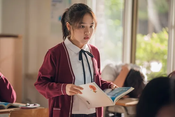 Diễn xuât của Kim Hyang Gi trong vai nữ sinh tự kỷ hoàn toàn chinh phục người xem