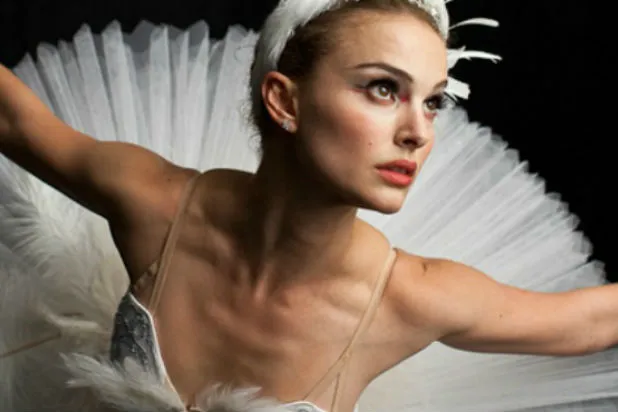 7. Cũng trong Black Swan, nàng nữ phụ phải giảm nhiều như thế thì nữ chính Natalie Portman cũng không kém cạnh. Vai diễn Nina Sayers đã đem về cho Portman một tượng vàng Oscar. (Ảnh: Fox Searchlight)