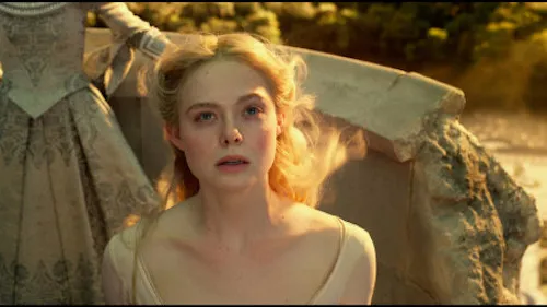 Elle Fanning mang đến một c&ocirc;ng ch&uacute;a Aura trưởng th&agrave;nh 
