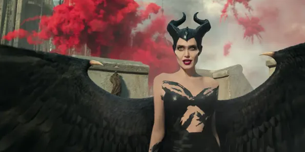 Bộ trang phục mới của Maleficent