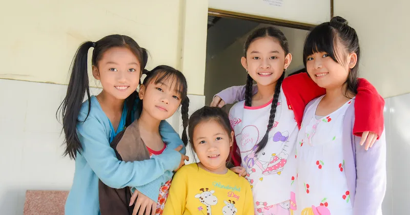 C&aacute;c nh&acirc;n vật trong m&aacute;i ấm Hoa Hồng 