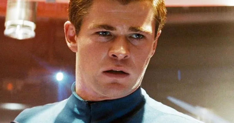 C&oacute; ai nhận ra vai diễn đầu ti&ecirc;n của Chris Hemsworth ở Hollywood chỉ k&eacute;o d&agrave;i v&agrave;i ph&uacute;t?