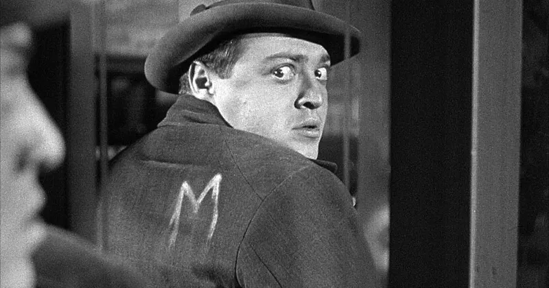 M - Kẻ mang trong mình một lời nguyền. (Ảnh: Taste of Cinema)