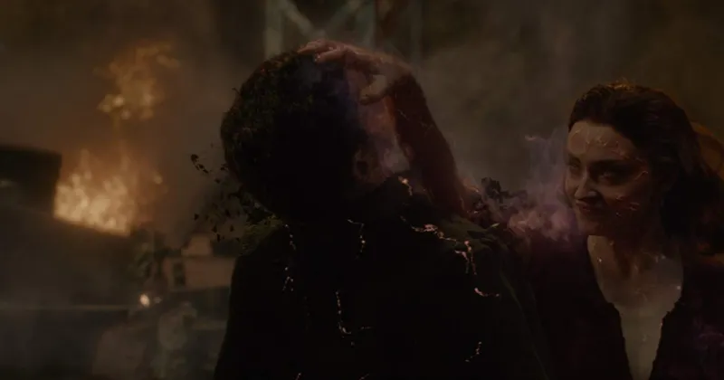 Thanos "nhập" Jean Grey? (Ảnh: IMDb)