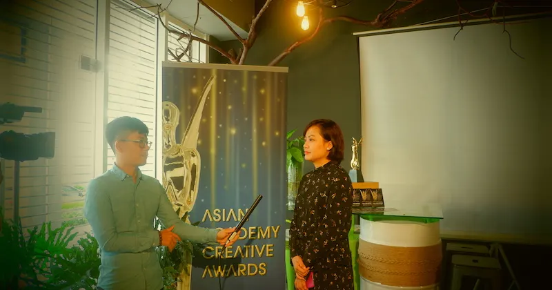 Nhà sản xuất, đạo diễn kiêm diễn viên Nguyễn Thị Hồng Ánh trả lời phỏng vấn