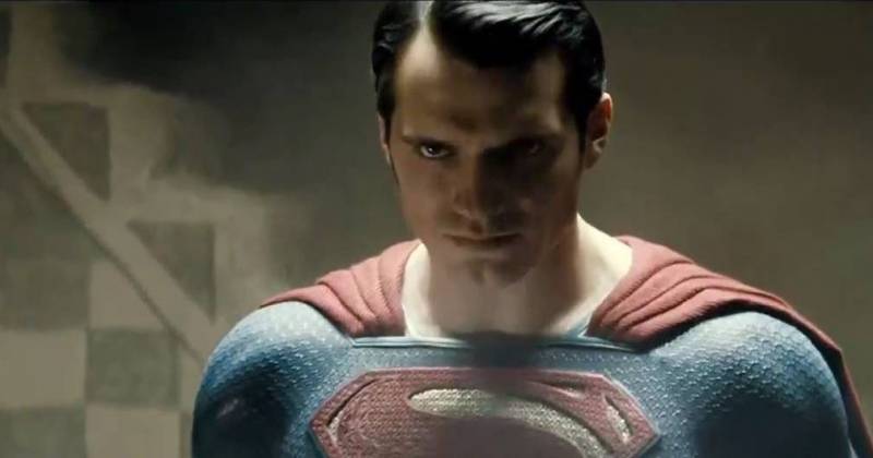 Batman vs. Superman dará pontapé inicial na linha cinemática do