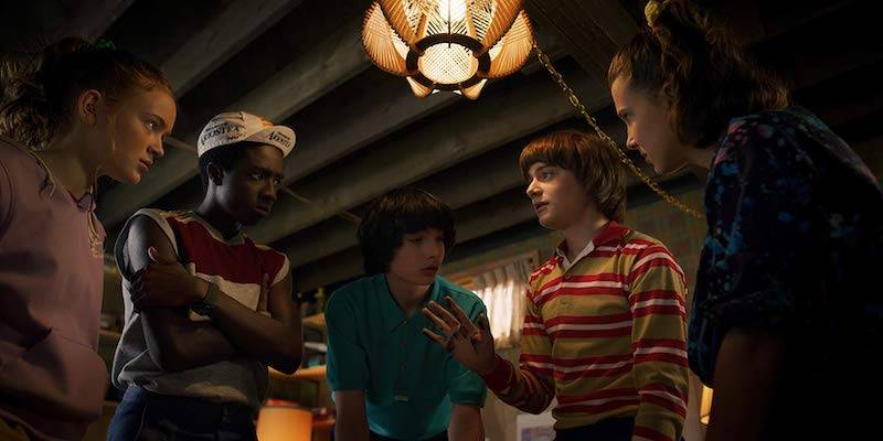 Nhóm bạn chuẩn bị đối đầu với Quỷ Tâm Linh trong Stranger Things 3