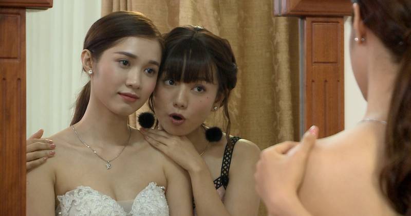 Hải Vân ngon ngọt với Khánh Quỳnh trong ngày cưới để che giấu tin tức về mẹ Khanh 
