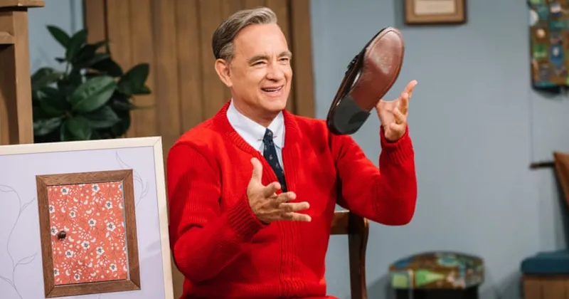 Vai Fred Rogers trong A Beautiful Day in the Neighborhood c&oacute; thể đem về cho Tom Hanks 1 đề cử Oscar ở hạng mục Nam diễn vi&ecirc;n phụ xuất sắc nhất. (Ảnh: TIFF)