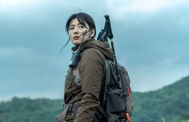 Tạo hình mới của Jun Ji-hyun trong Jirisan.