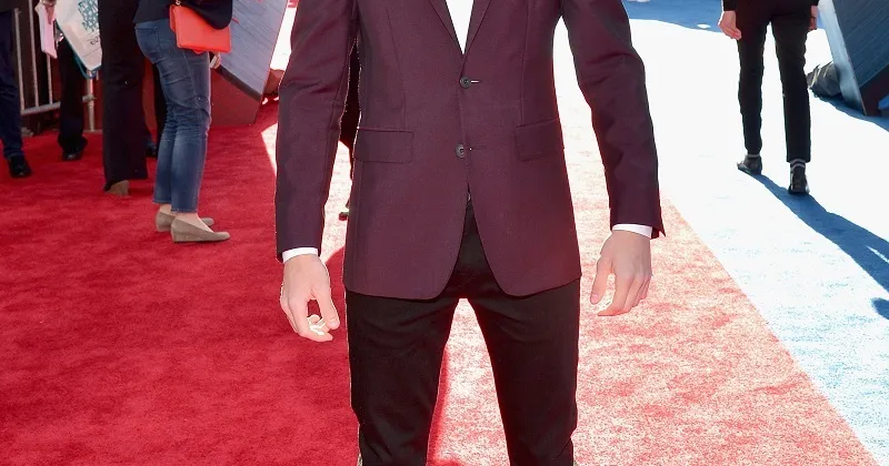 Tom Holland - Spider-Man