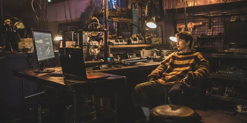 Kẻ Giám Hộ thường dùng những tông màu trầm