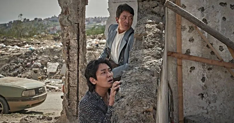 Đi làm nhiệm vụ, bộ đôi báo thủ vẫn không quên tấu hài