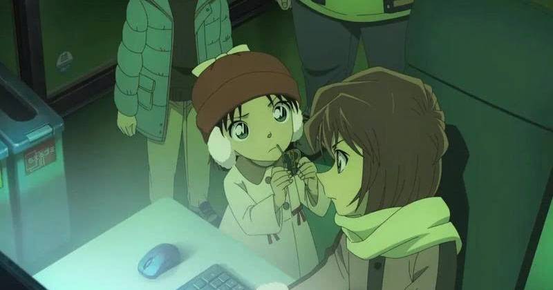 Haibara phối hợp cùng Conan và các cảnh sát truy bắt hung thủ