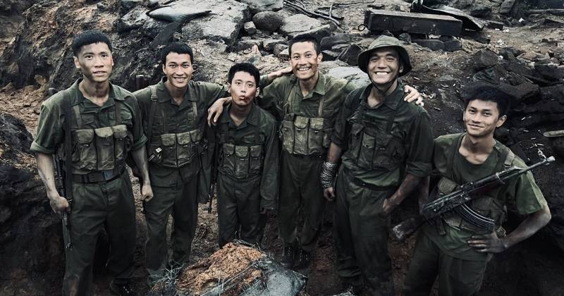 Mưa Đỏ quy tụ nhiều diễn viên trẻ và là gương mặt mới của điện ảnh Việt