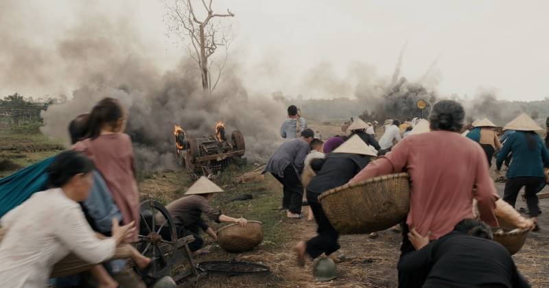 Mưa đỏ đạt mốc 100 tỷ đồng chỉ sau 3 ngày công chiếu là tín hiệu mạnh mẽ cho dòng phim chiến tranh - lịch sử Việt Nam