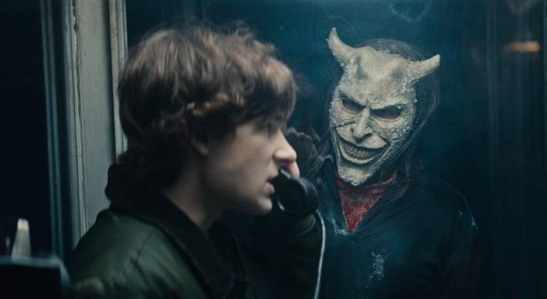 Điện Thoại Đen 2 mang lại cuộc chạm trán 'một chín một mười' giữa Finn và kẻ thù năm xưa của anh