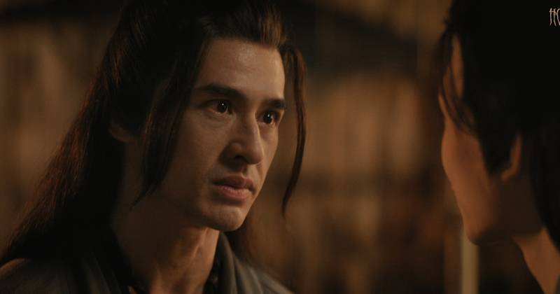 Mối quan hệ giữa Thân Đức và trưởng làng Lỗ Đạt dần chuyển từ bạn hữu sang đối đầu khi những người dân Hủi bị thao túng và biến đổi bí ẩn