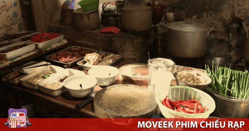 Ekip mất nhiều c&ocirc;ng sức học hỏi, nhận sự cố vấn từ c&aacute;c nghệ nh&acirc;n phở Nam Định