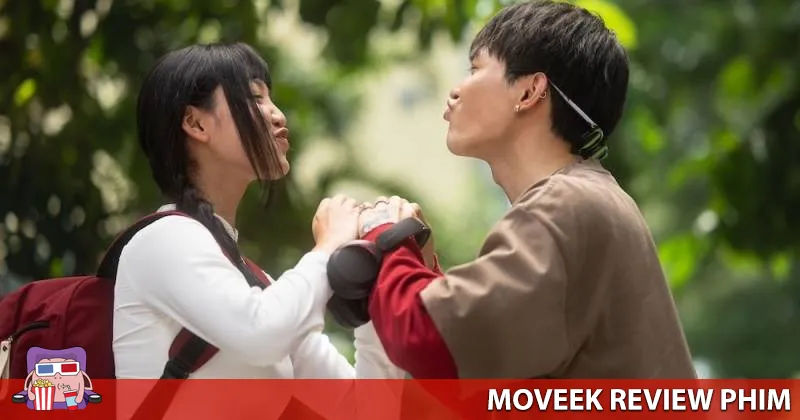 Trong phim, cha mẹ yêu thương con cái bằng việc kiểm soát mọi thứ của con